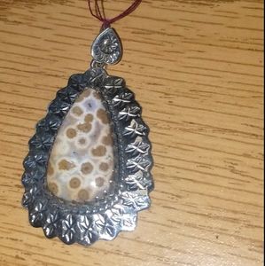 Coral pendant